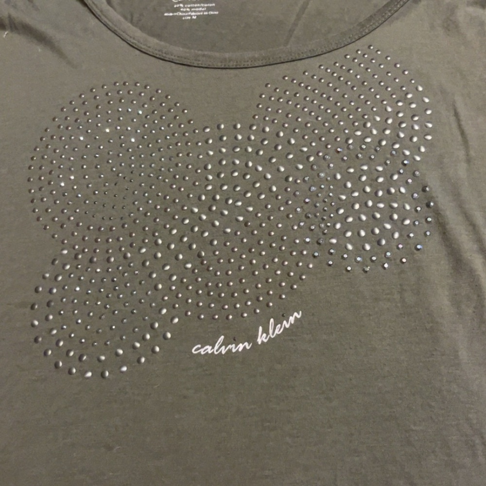 Calvin Klein t shirt